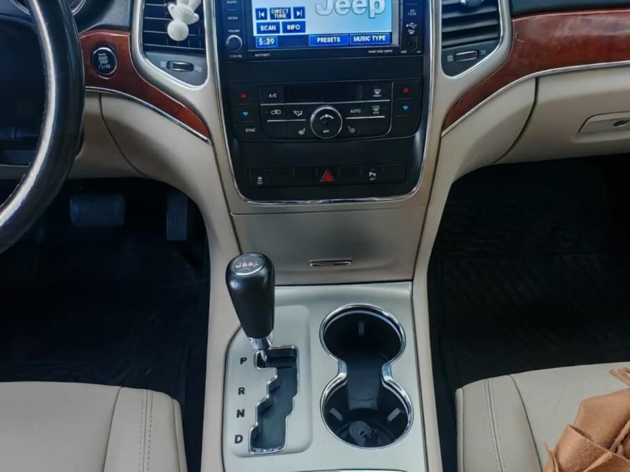 JEEP GRAND CHEROKEE 2012 123.850 Kms.