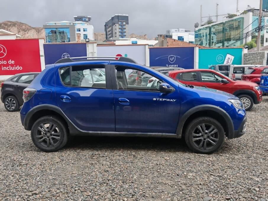 RENAULT STEPWAY 2023 66.000 Kms.