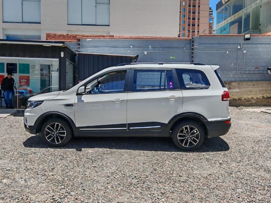 SWM X3 2023 25.800 Kms.