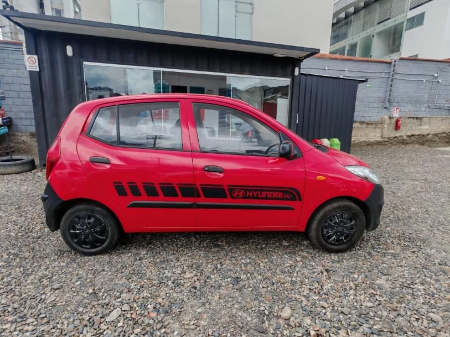 HYUNDAI I-10 2013 61.000 Kms.