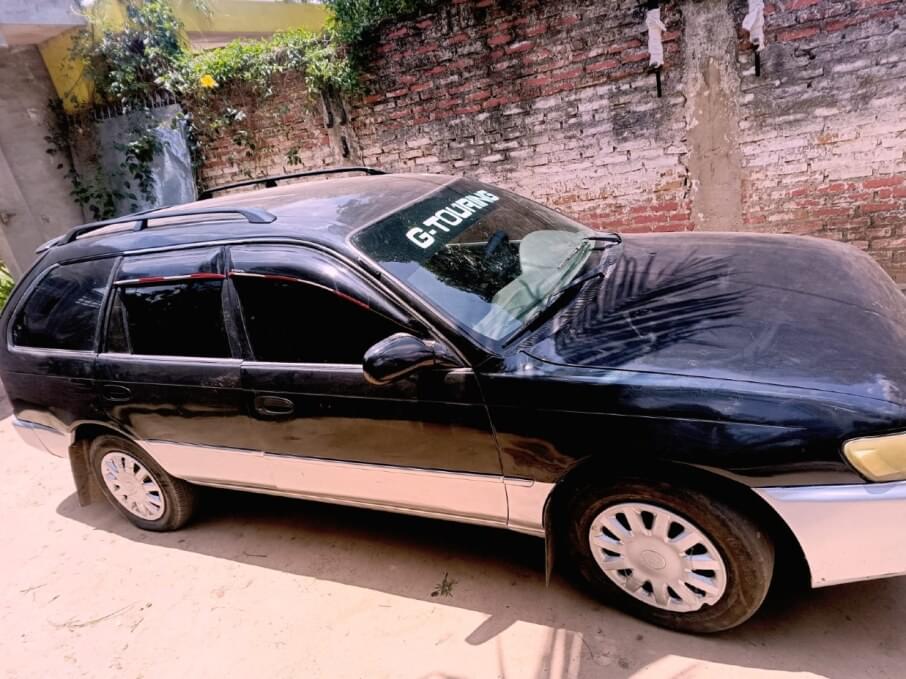 TOYOTA COROLLA 1996 300.000 Kms.