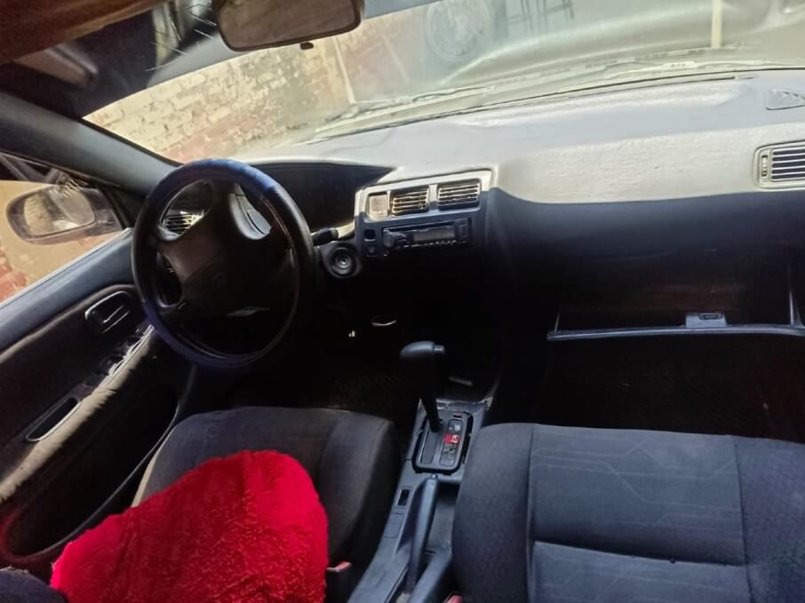 TOYOTA COROLLA 1996 300.000 Kms.