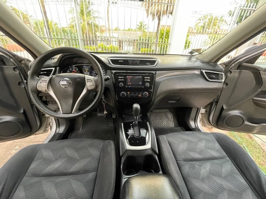 NISSAN X-TRAIL 2015 100.200 Kms.