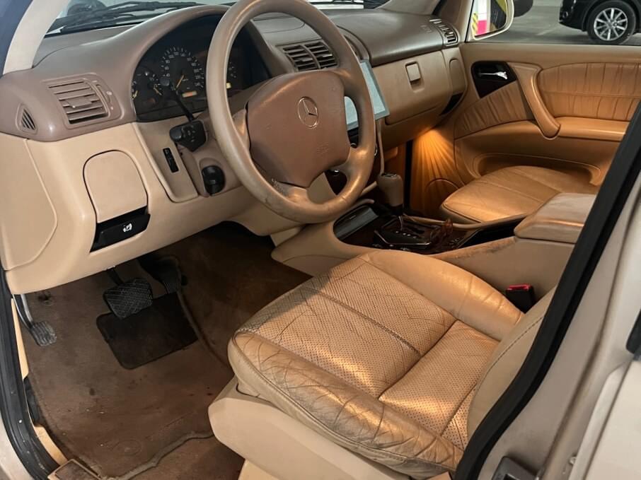 MERCEDES BENZ ML 2004 175.000 Kms.