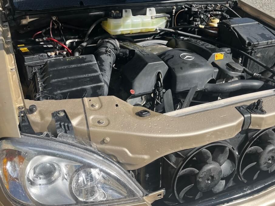 MERCEDES BENZ ML 2004 175.000 Kms.