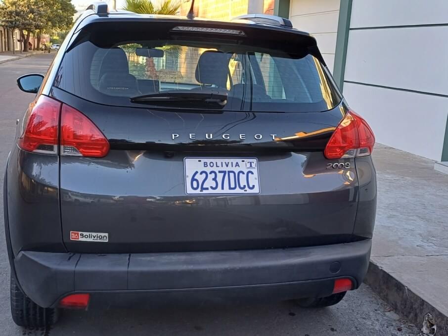 PEUGEOT 2008 2023 11.000 Kms.