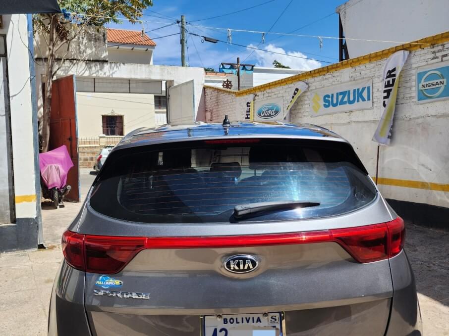 KIA SPORTAGE 2017 88.000 Kms.