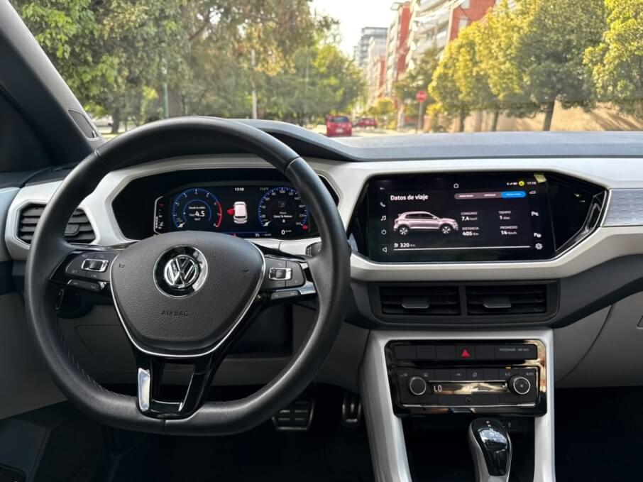 VOLKSWAGEN T-CROSS 2021 21.000 Kms.