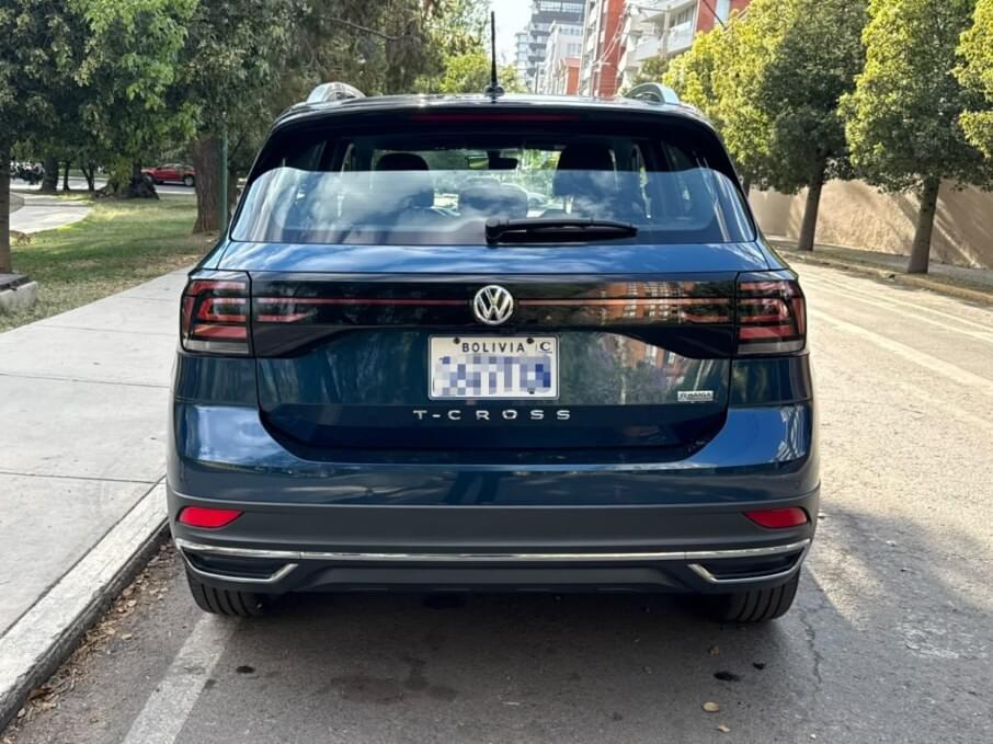 VOLKSWAGEN T-CROSS 2021 21.000 Kms.