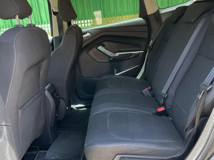 FORD ESCAPE 2018 63.000 Kms.