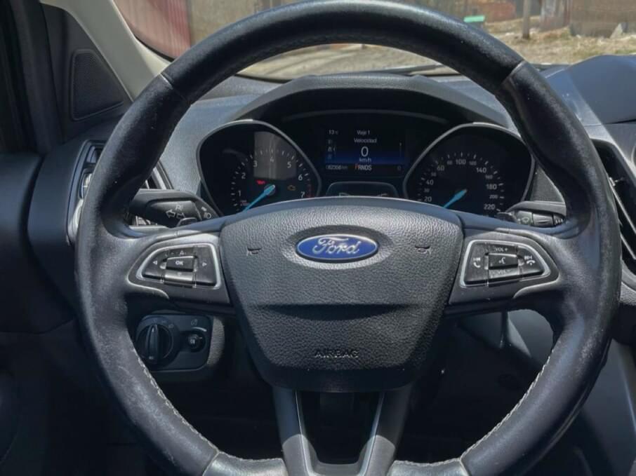 FORD ESCAPE 2018 63.000 Kms.