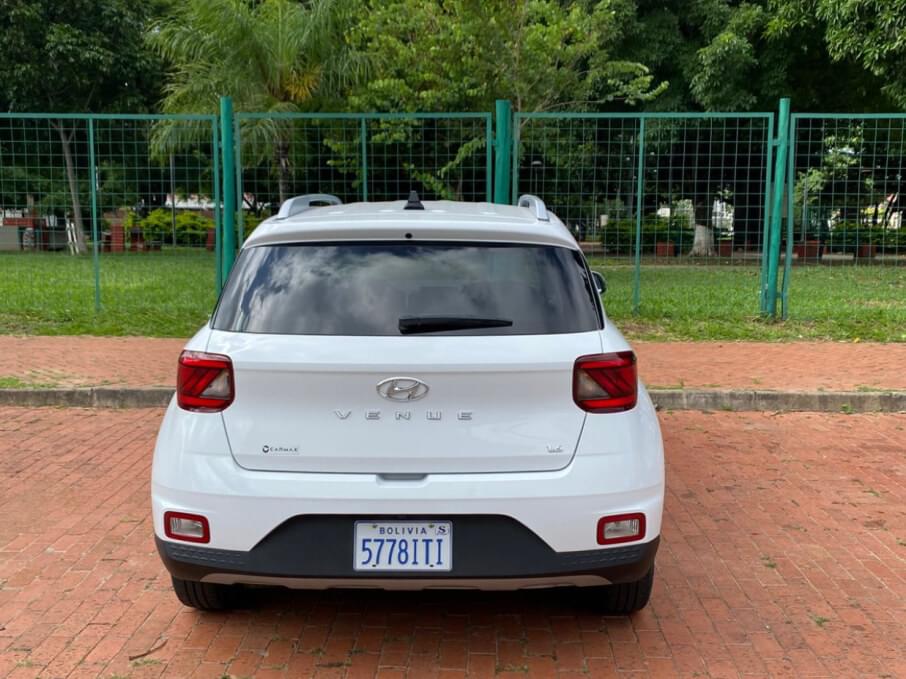 HYUNDAI VENUE 2022 36.000 Kms.