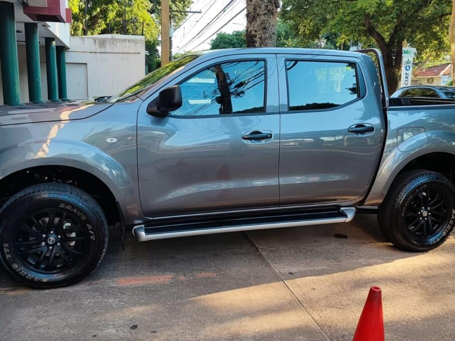 NISSAN FRONTIER 2025 57.000 Kms.