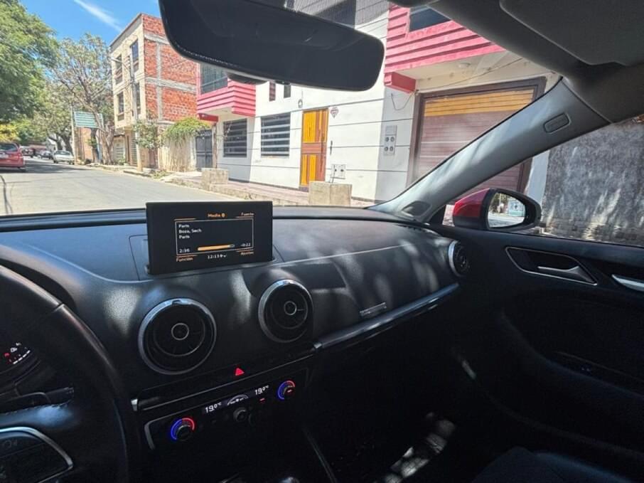 AUDI A3 2017 54.000 Kms.