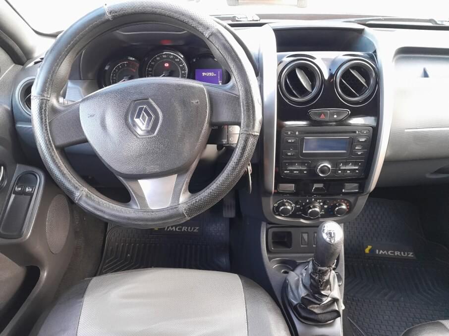 RENAULT DUSTER 2017 94.390 Kms.