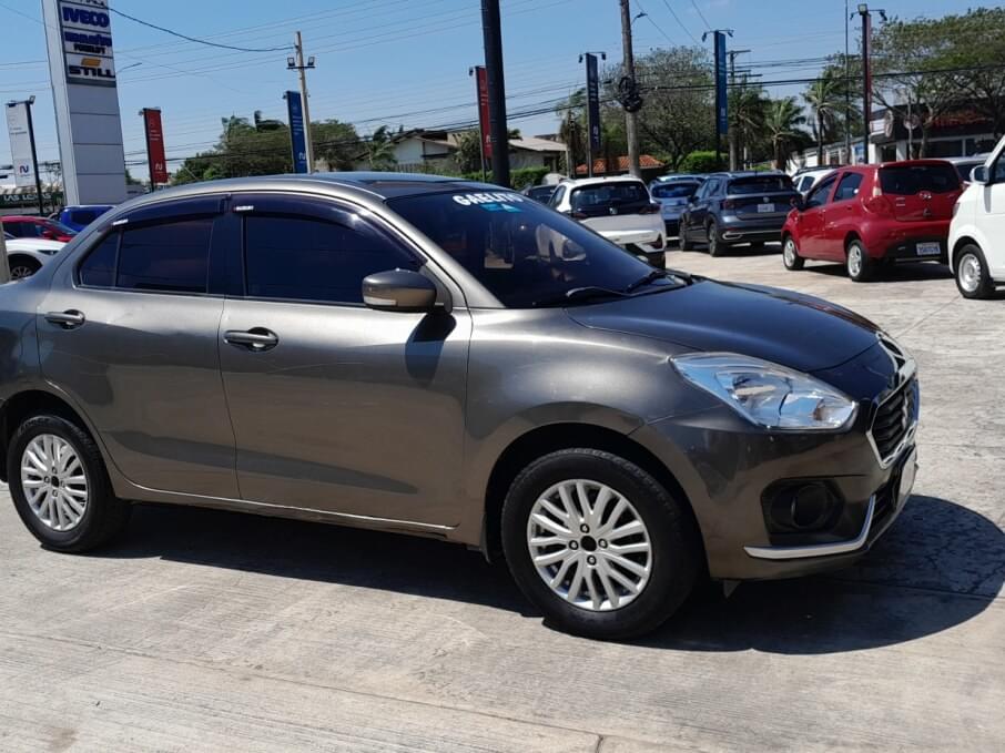 SUZUKI DZIRE SEDAN 2020 108.000 Kms.