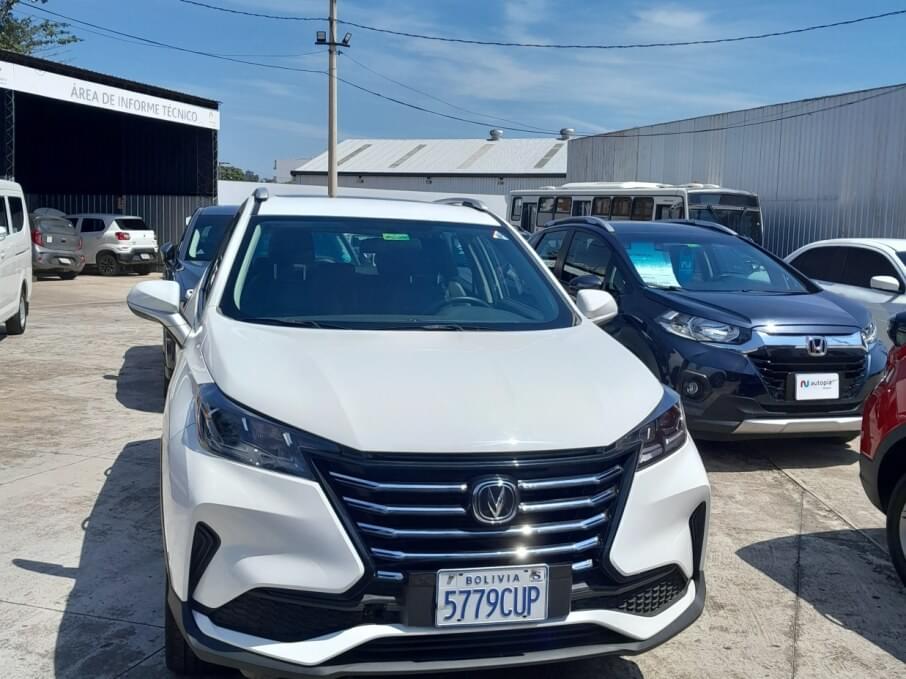CHANGAN CS15 2023 38.006 Kms.