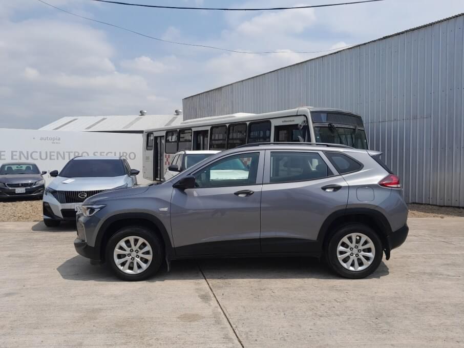 CHEVROLET TRACKER 2022 27.870 Kms.