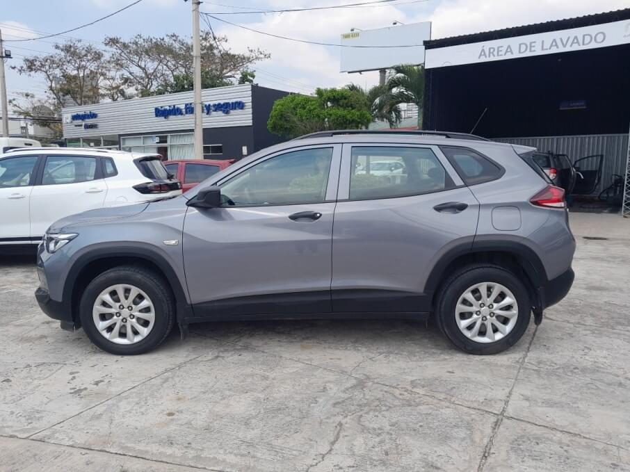 CHEVROLET TRACKER 2022 27.870 Kms.
