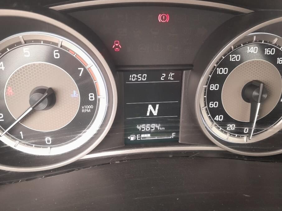 SUZUKI DZIRE SEDAN 2020 44.500 Kms.
