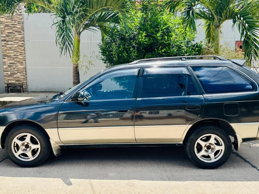 TOYOTA COROLLA 1996 80.000 Kms.