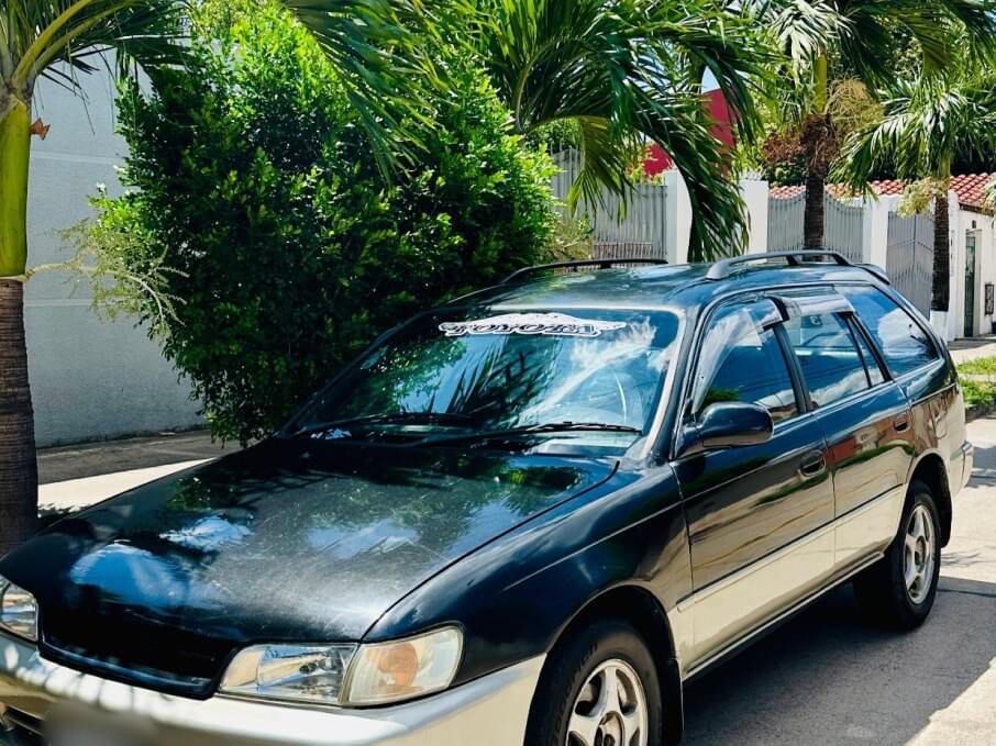 TOYOTA COROLLA 1996 80.000 Kms.