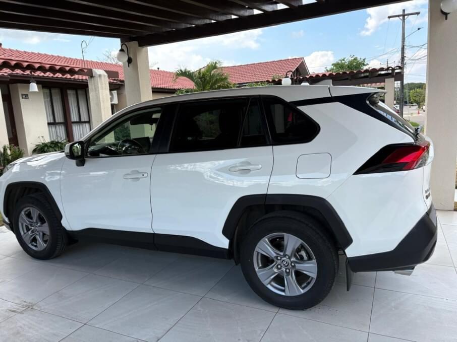 TOYOTA RAV4 2024 35.000 Kms.