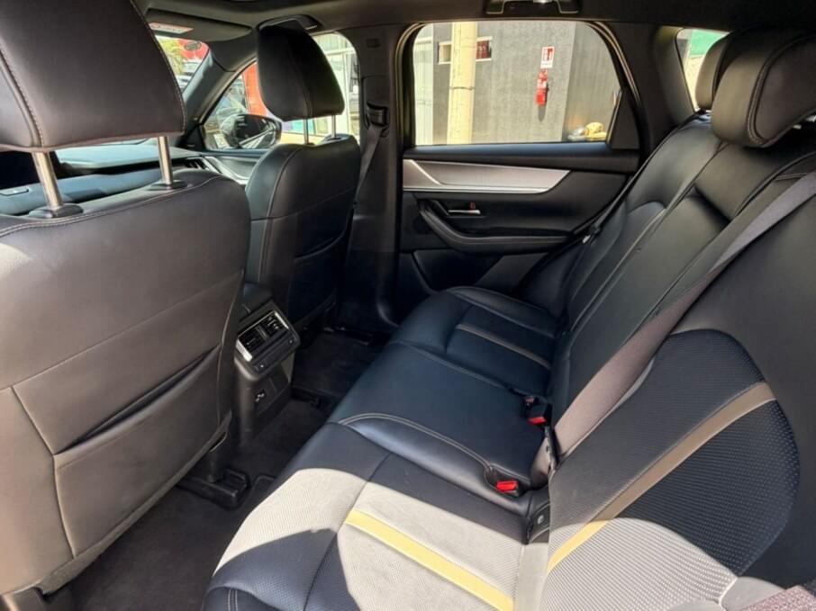 MAZDA CX-60 2024 16.982 Kms.