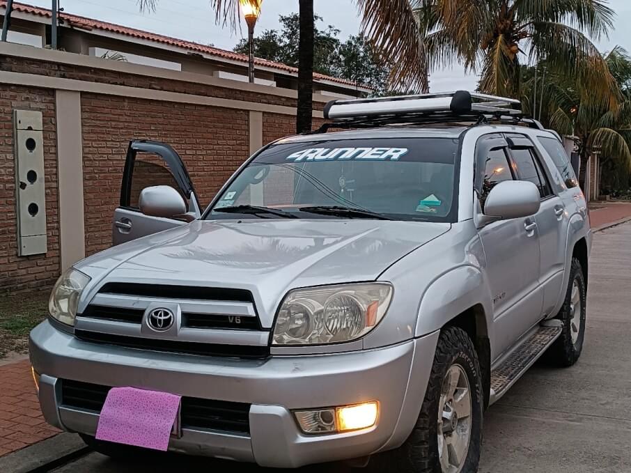 TOYOTA 4RUNNER 2004 198.000 Kms.