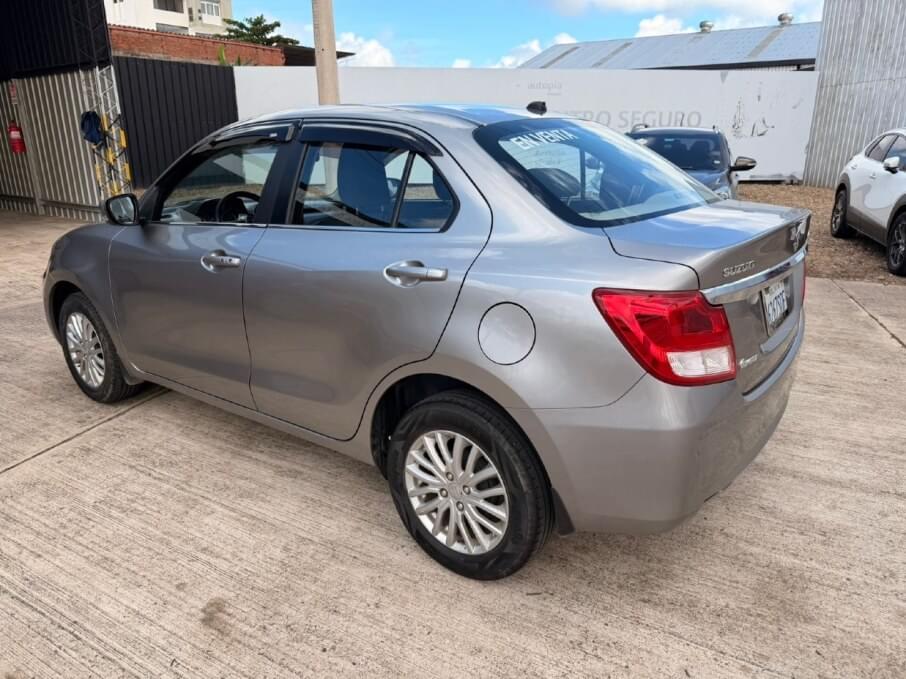 SUZUKI DZIRE SEDAN 2023 45.458 Kms.
