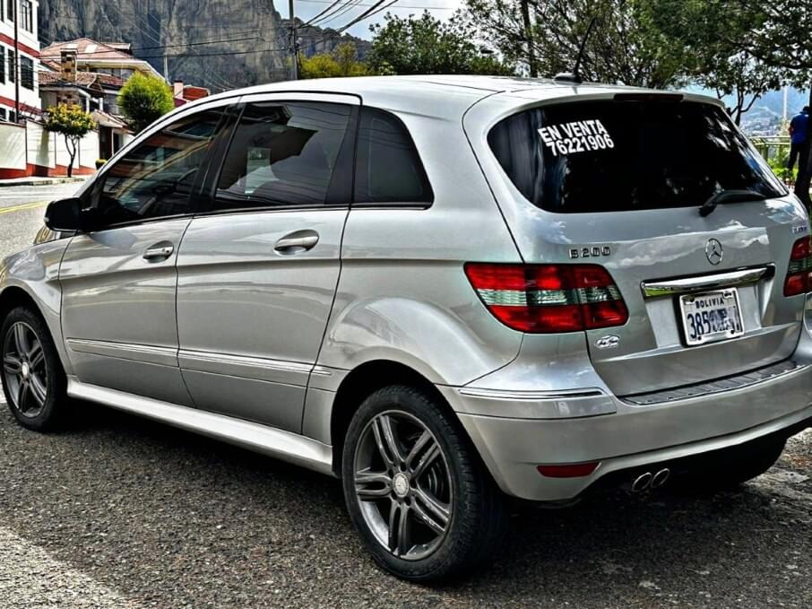 MERCEDES BENZ B 2011 81.000 Kms.