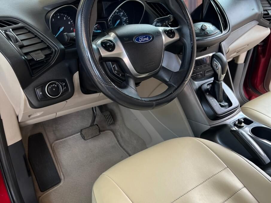 FORD ESCAPE 2016 51.750 Kms.