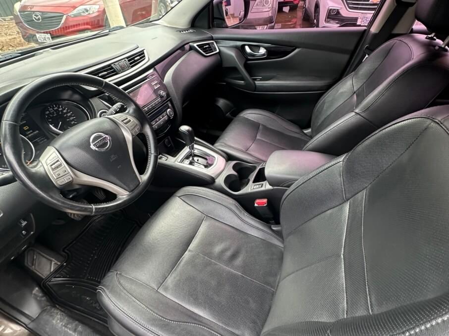 NISSAN QASHQAI 2017 56.794 Kms.