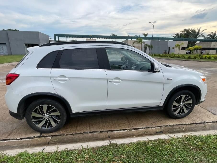 MITSUBISHI ASX 2017 67.603 Kms.