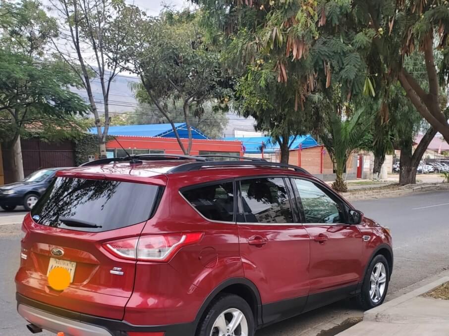 FORD ESCAPE 2016 82.000 Kms.