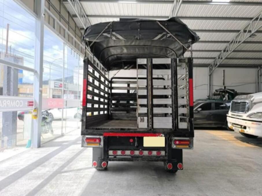 NISSAN FRONTIER 2011 95.000 Kms.