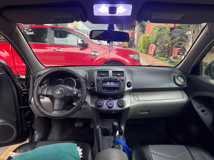 TOYOTA RAV4 2010 94.516 Kms.