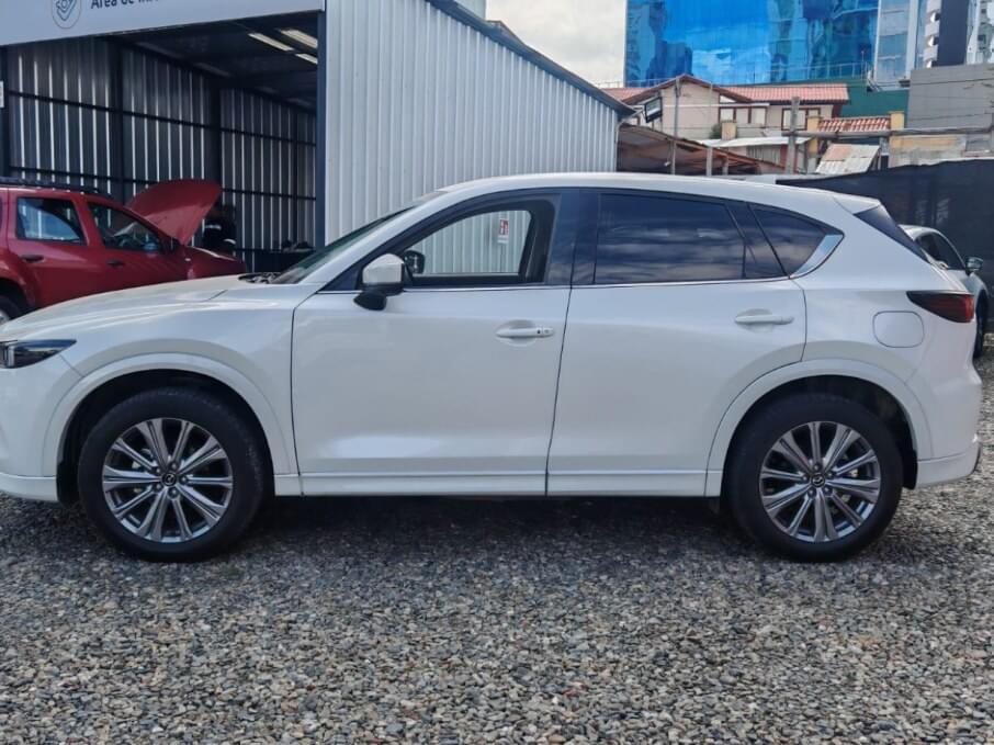 MAZDA CX-5 2025 8.000 Kms.