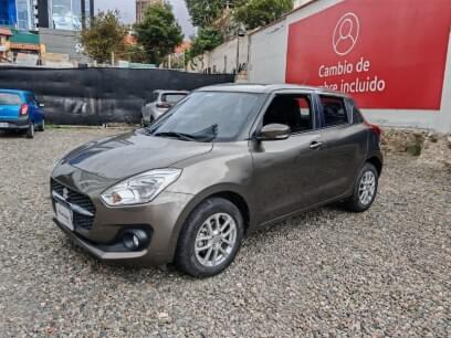 SUZUKI SWIFT 2024 22.200 Kms.