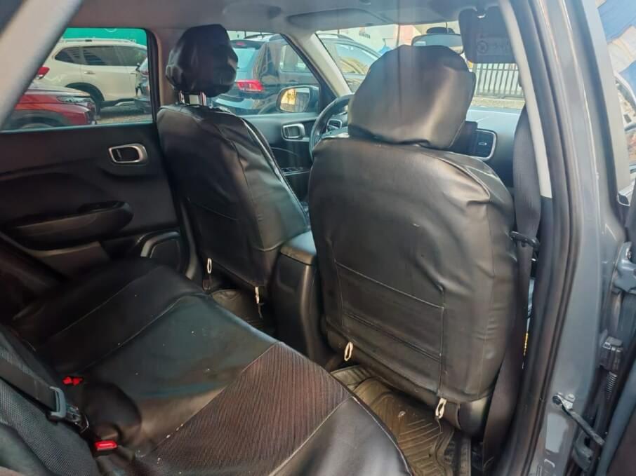 HYUNDAI VENUE 2026 9.900 Kms.