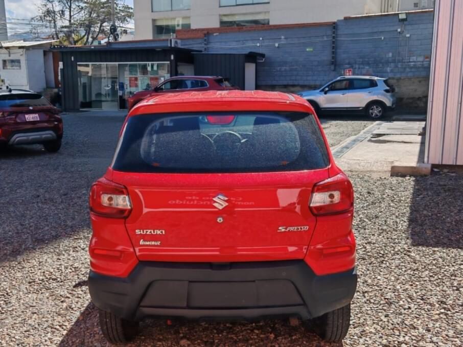 SUZUKI S-PRESSO 2023 46.000 Kms.
