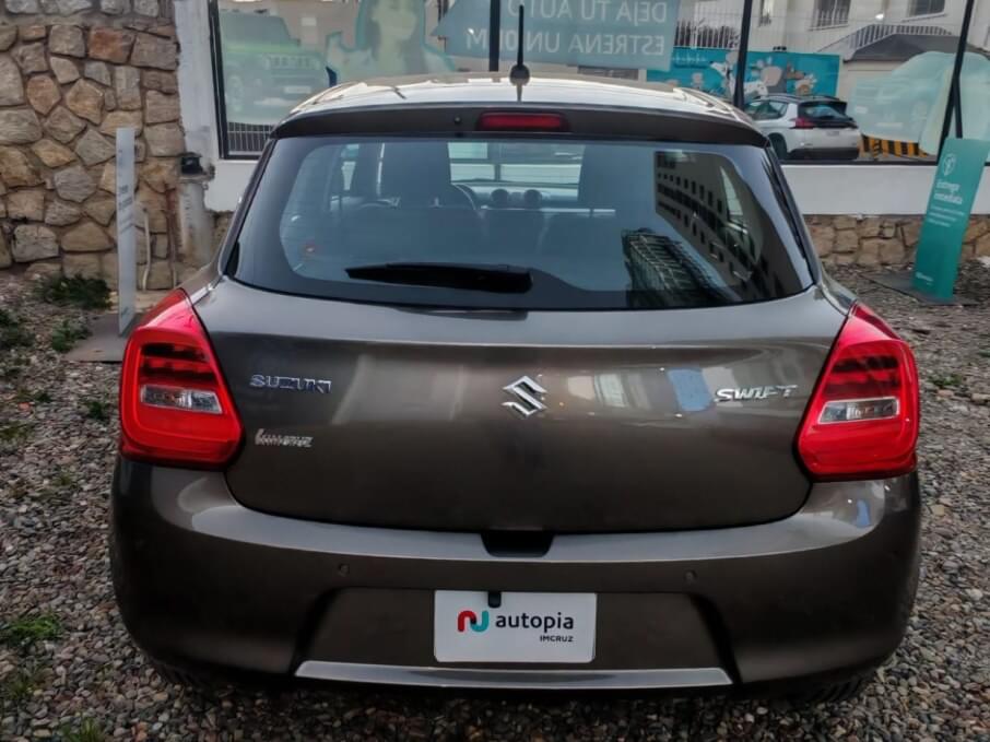 SUZUKI SWIFT 2023 990 Kms.