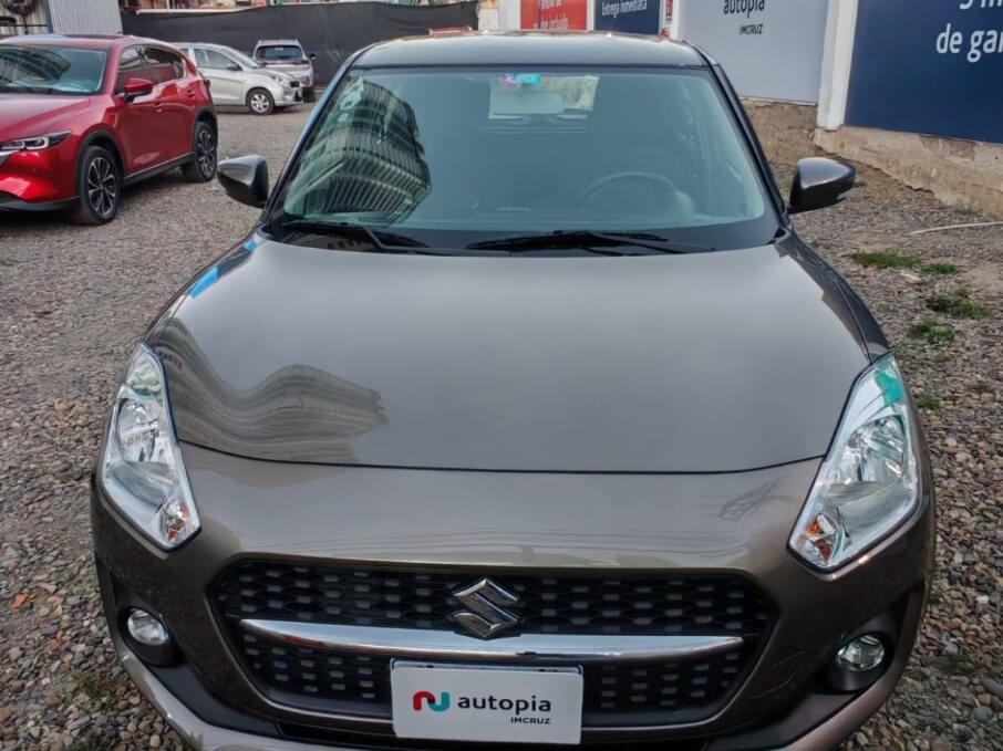 SUZUKI SWIFT 2023 990 Kms.