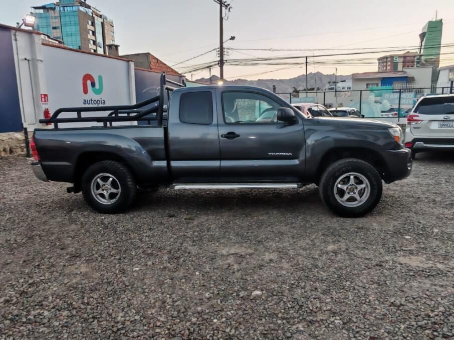 TOYOTA TACOMA 2009 162.000 Kms.