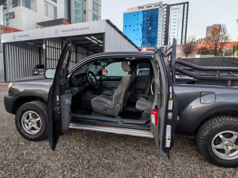 TOYOTA TACOMA 2009 162.000 Kms.