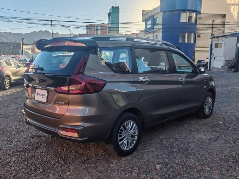 SUZUKI ERTIGA 2022 35.000 Kms.