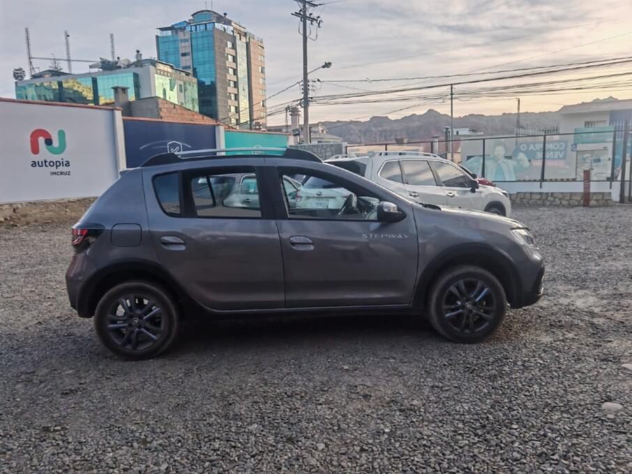 RENAULT STEPWAY 2024 35.500 Kms.
