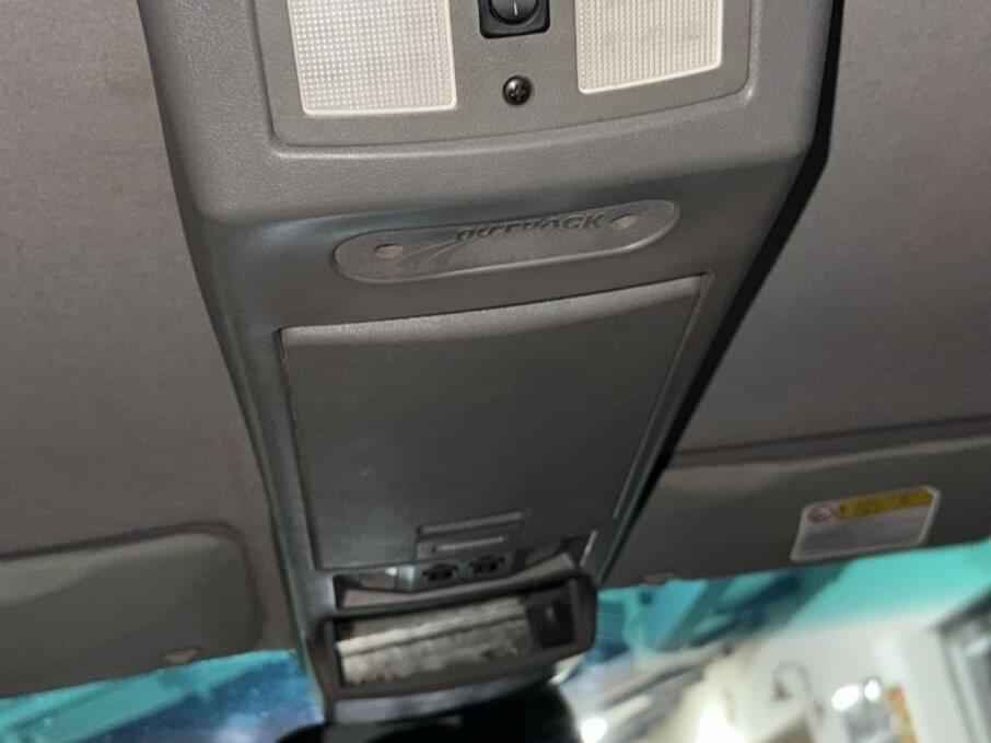 MITSUBISHI TRITON 2015 105.000 Kms.