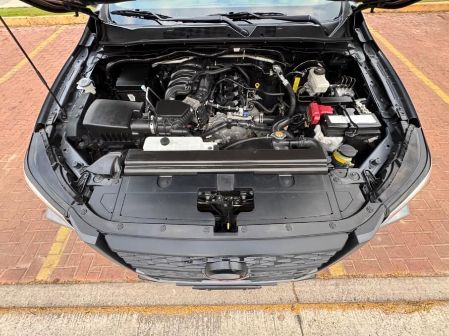 NISSAN FRONTIER 2023 38.000 Kms.