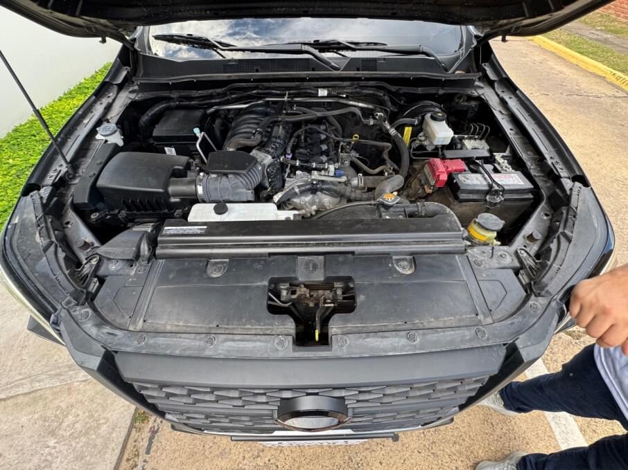 NISSAN FRONTIER 2024 21.000 Kms.